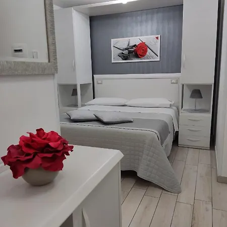 Bed & Breakfast Plaza *