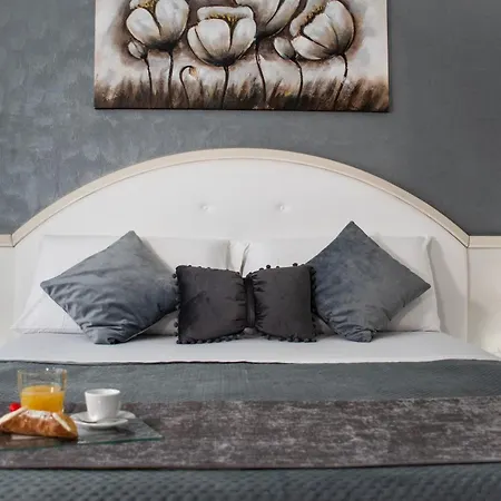 Plaza Bed & Breakfast