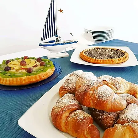 Plaza Oda ve Kahvaltı 4*
